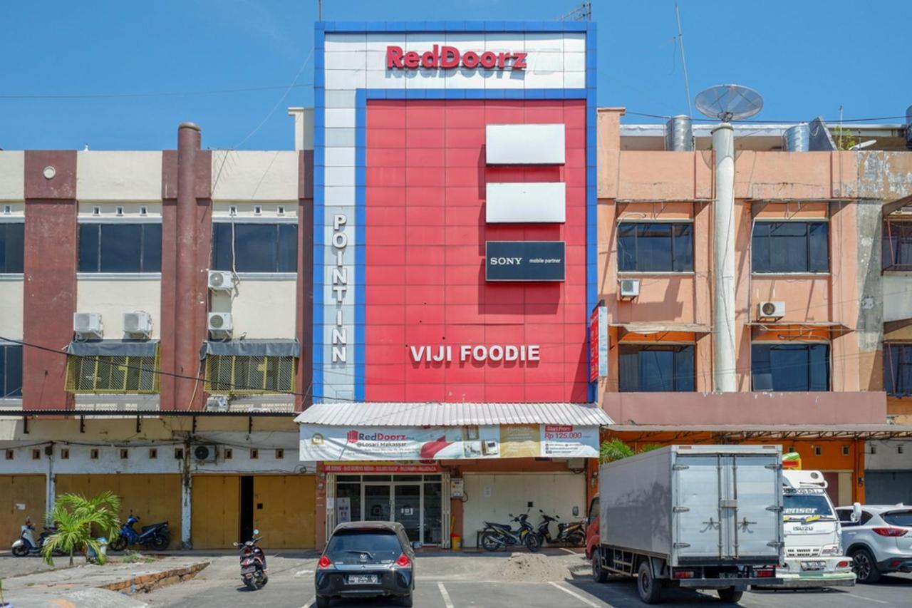 Reddoorz Plus @ Losari Makassar Ngoại thất bức ảnh