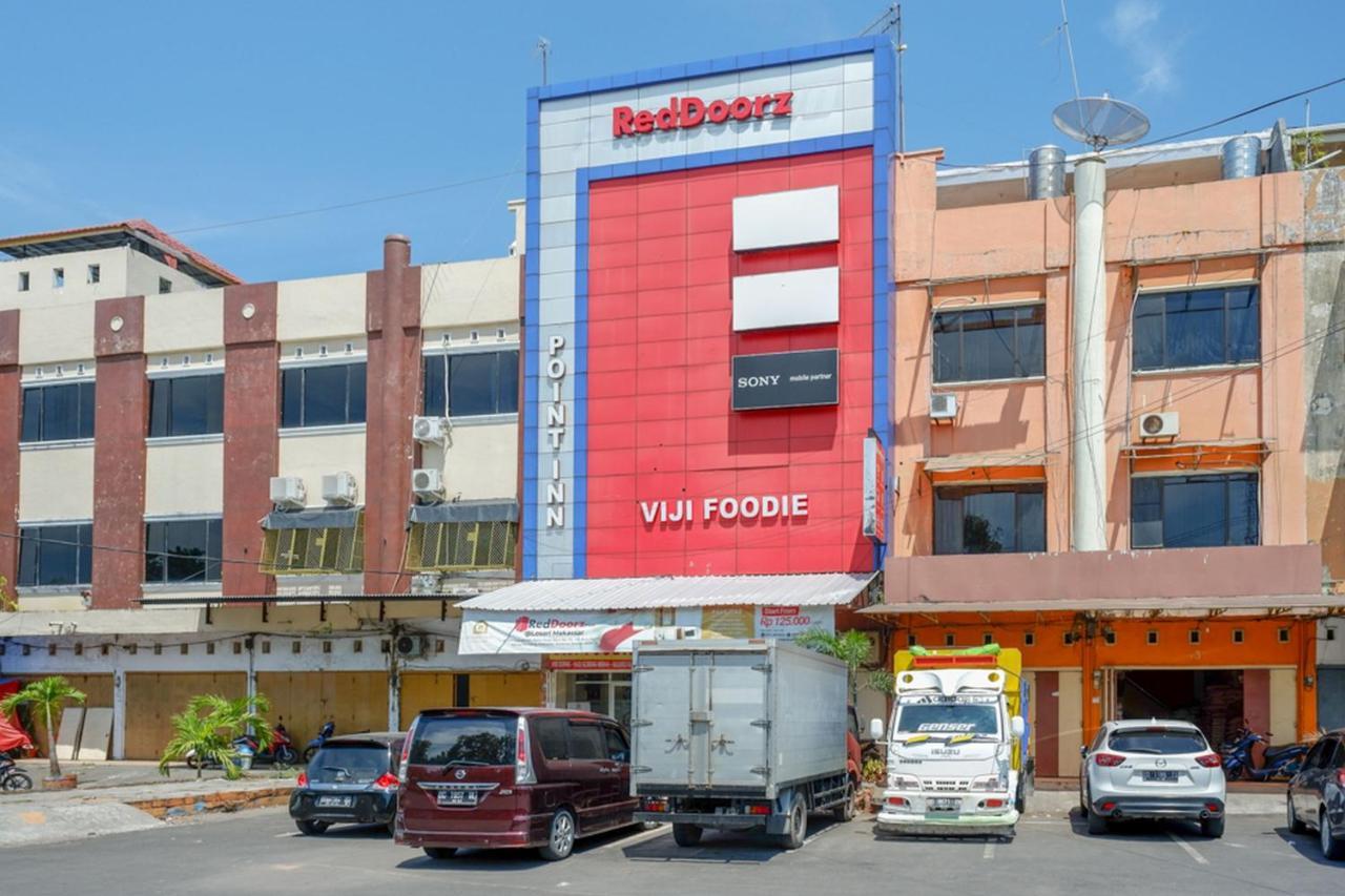 Reddoorz Plus @ Losari Makassar Ngoại thất bức ảnh